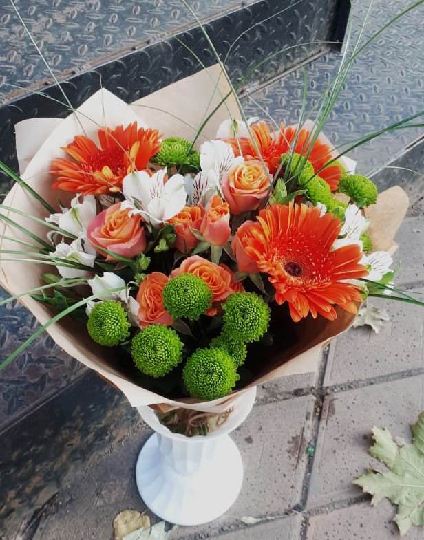 Букет цветов из: Герберы, Хризантемы, Альстромерии и Розы в Сватково