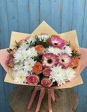 Букет цветов из:  Розы, Герберы и Хризантемы в Сватково