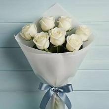 Букет 7 Белых роз Эдлесс Лав в Сватково