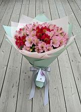 Букет цветов из:  Альстромерии в Сватково