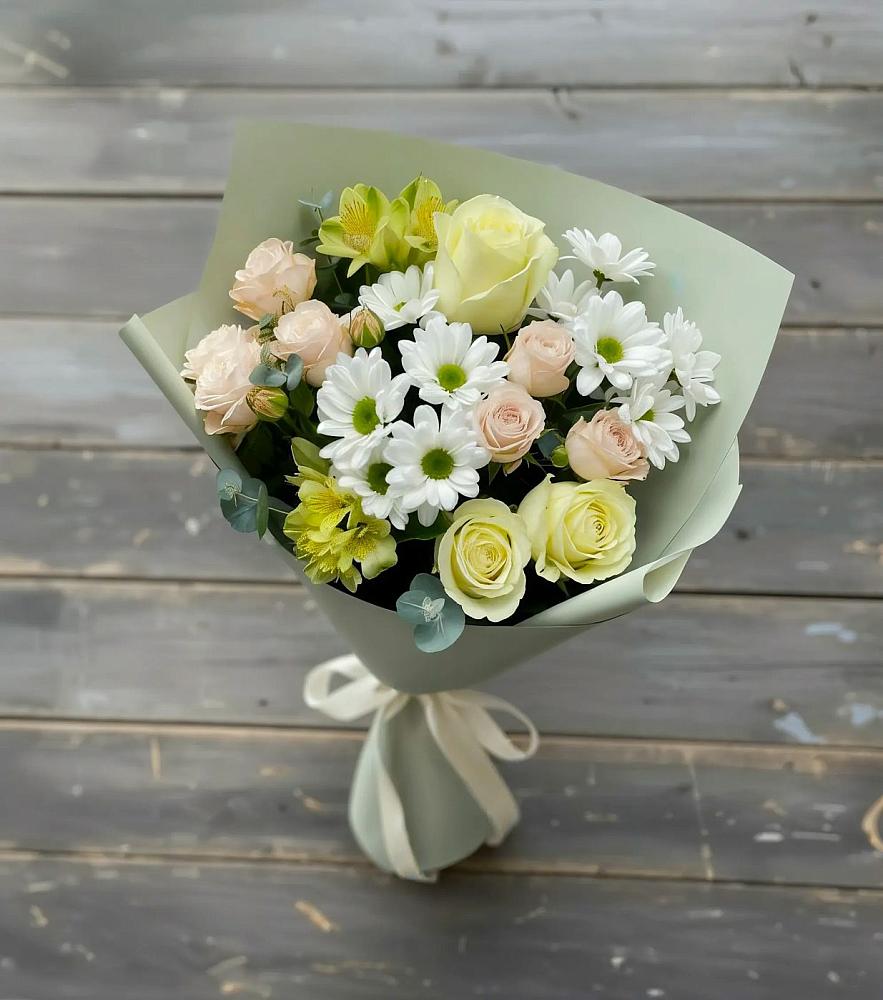 Букет цветов из: Альстромерии, Розы и Хризантемы в Сватково