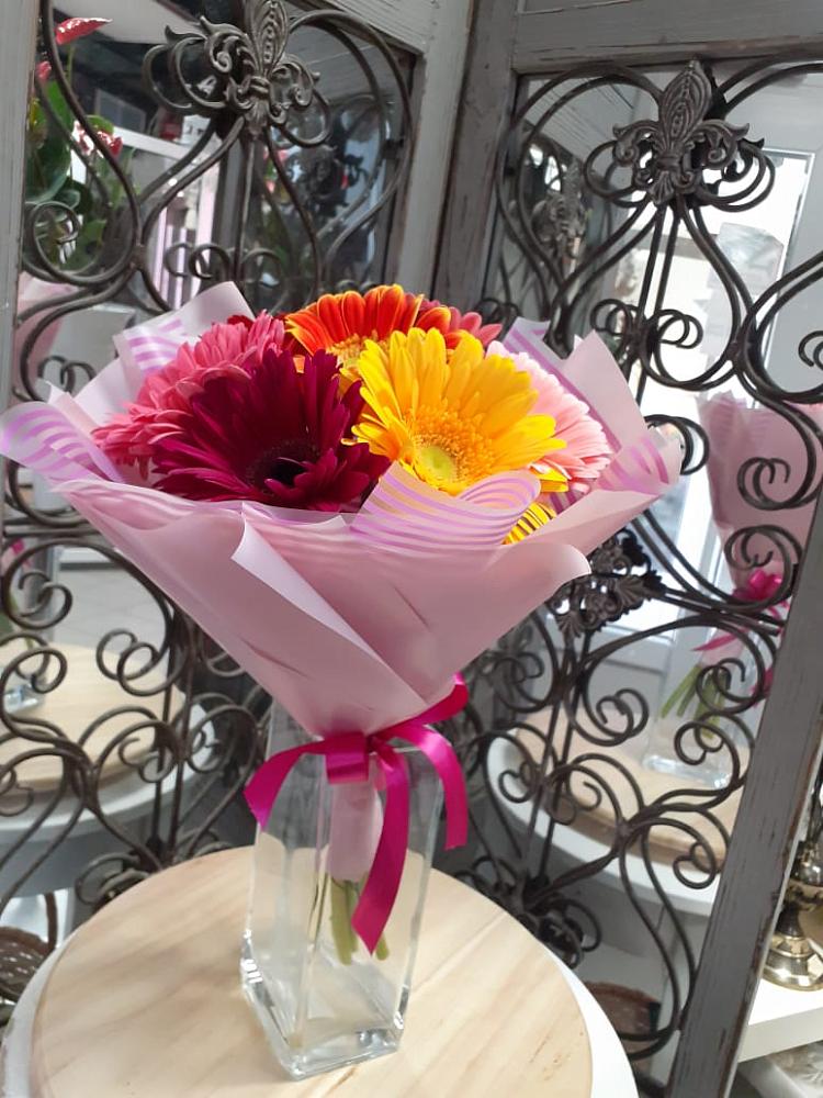 Букет цветов из: Герберы в Сватково