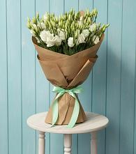 Букет цветов из:  Лизиантусы в Сватково