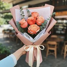 Букет цветов из:  Розы #REPLACE_PRED# Сватково