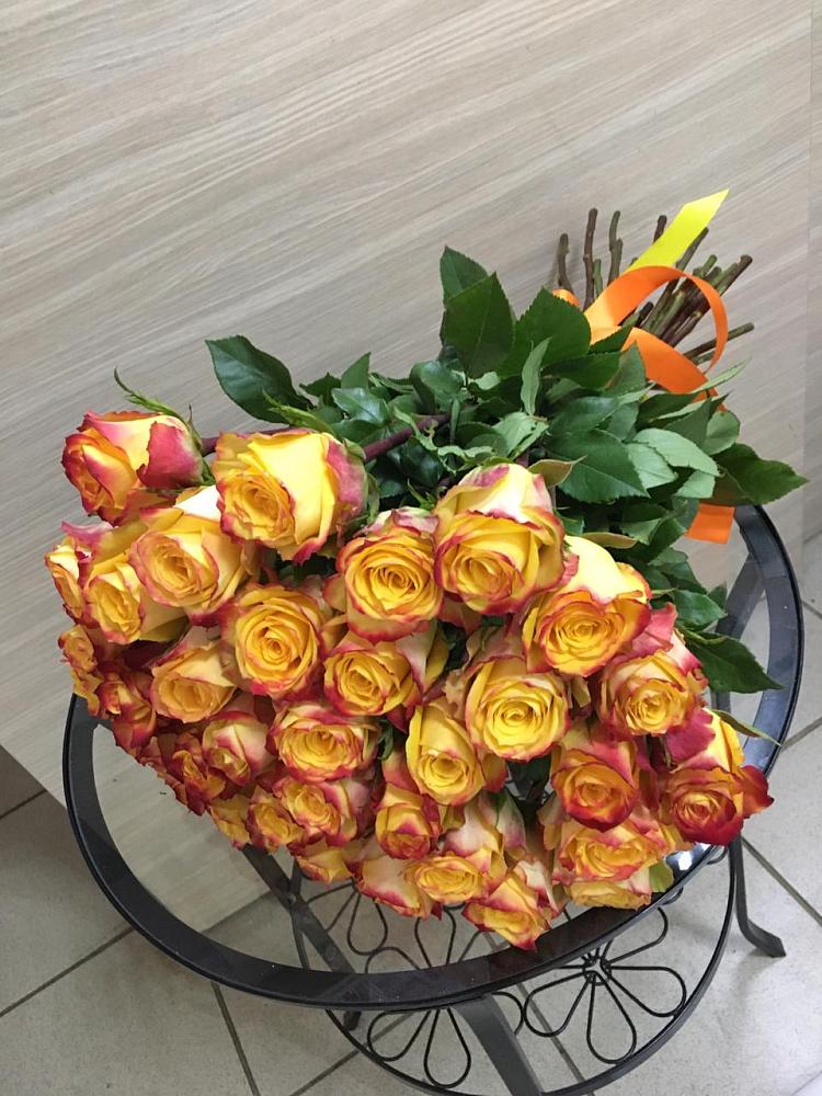 Букет Желтые розы в Сватково