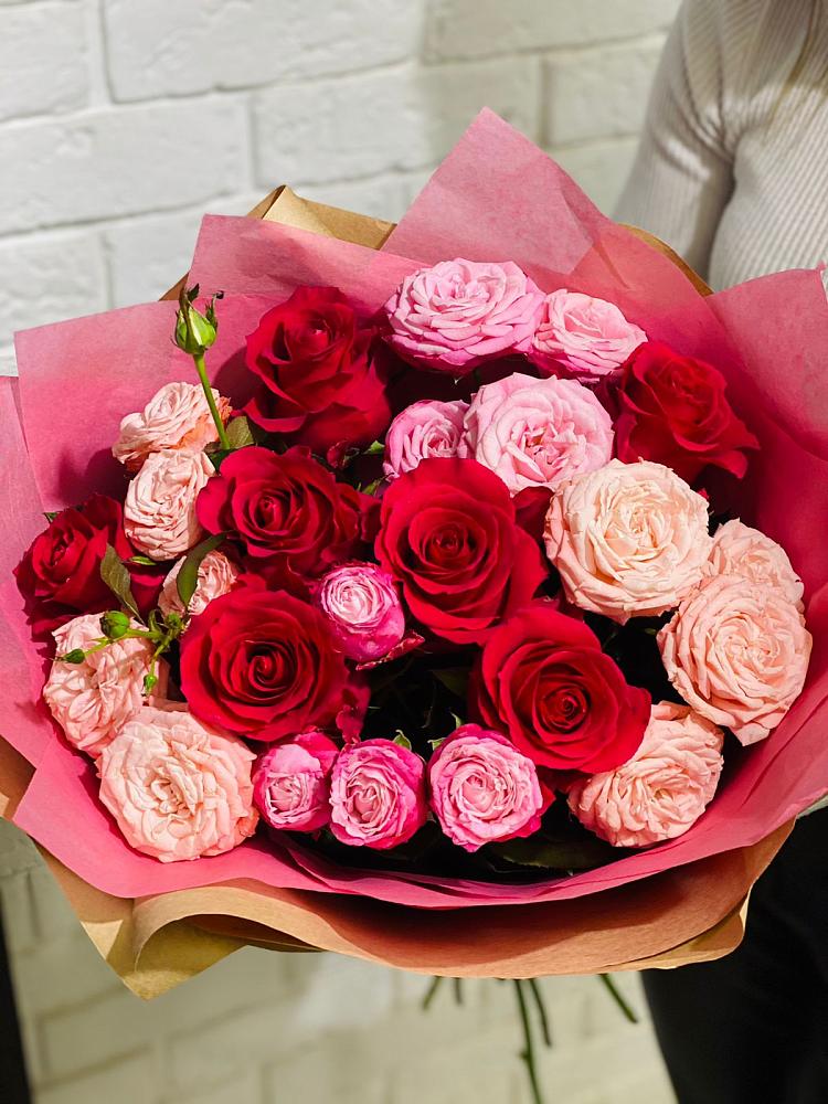 Букет цветов из: Розы в Сватково