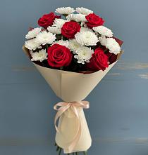 Букет цветов из:  Розы и Хризантемы #REPLACE_PRED# Сватково