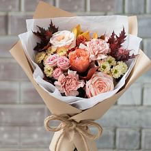 Букет цветов из:  Гвоздики, Хризантемы и Розы в Сватково