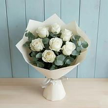 Букет Белые розы в Эвкалипте в Сватково