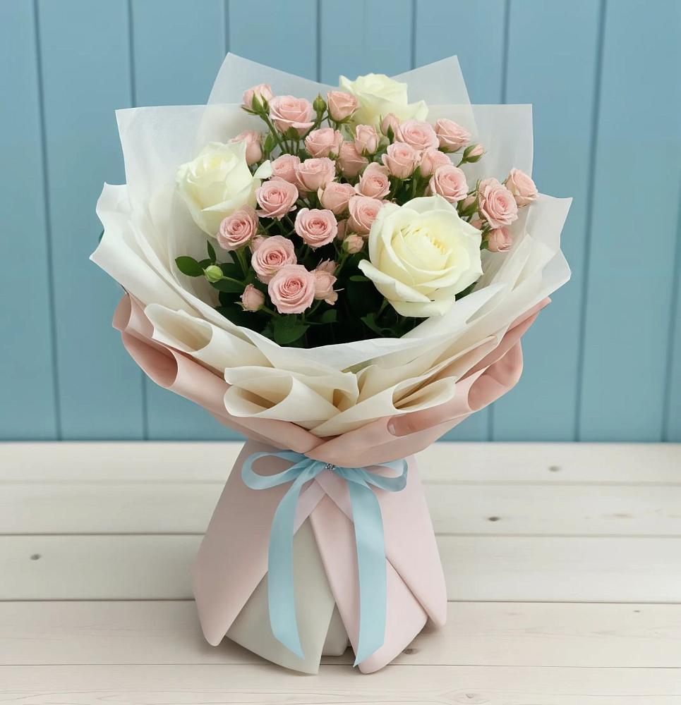 Букет цветов из: Розы в Сватково