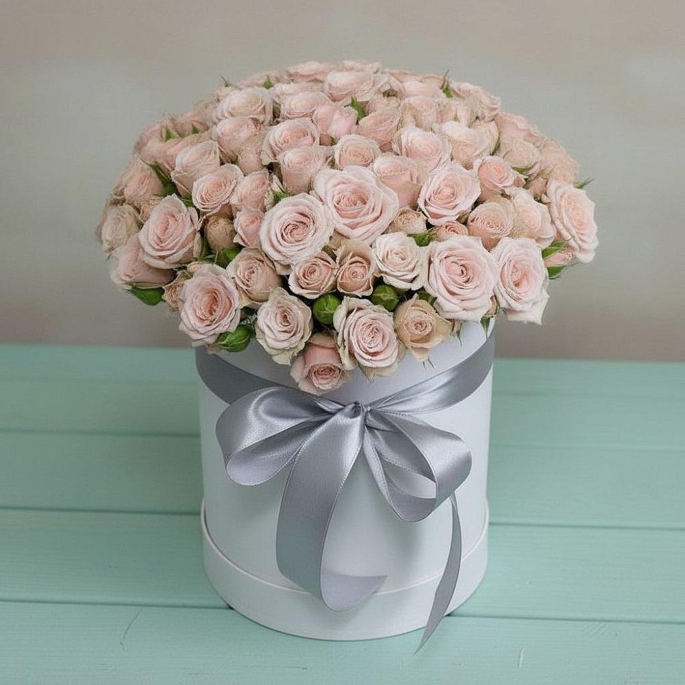 Цветочная композиция из Розы в шляпной коробке в Сватково